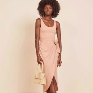 Reformation Kaila blush pink Knit Dress
SZ XL